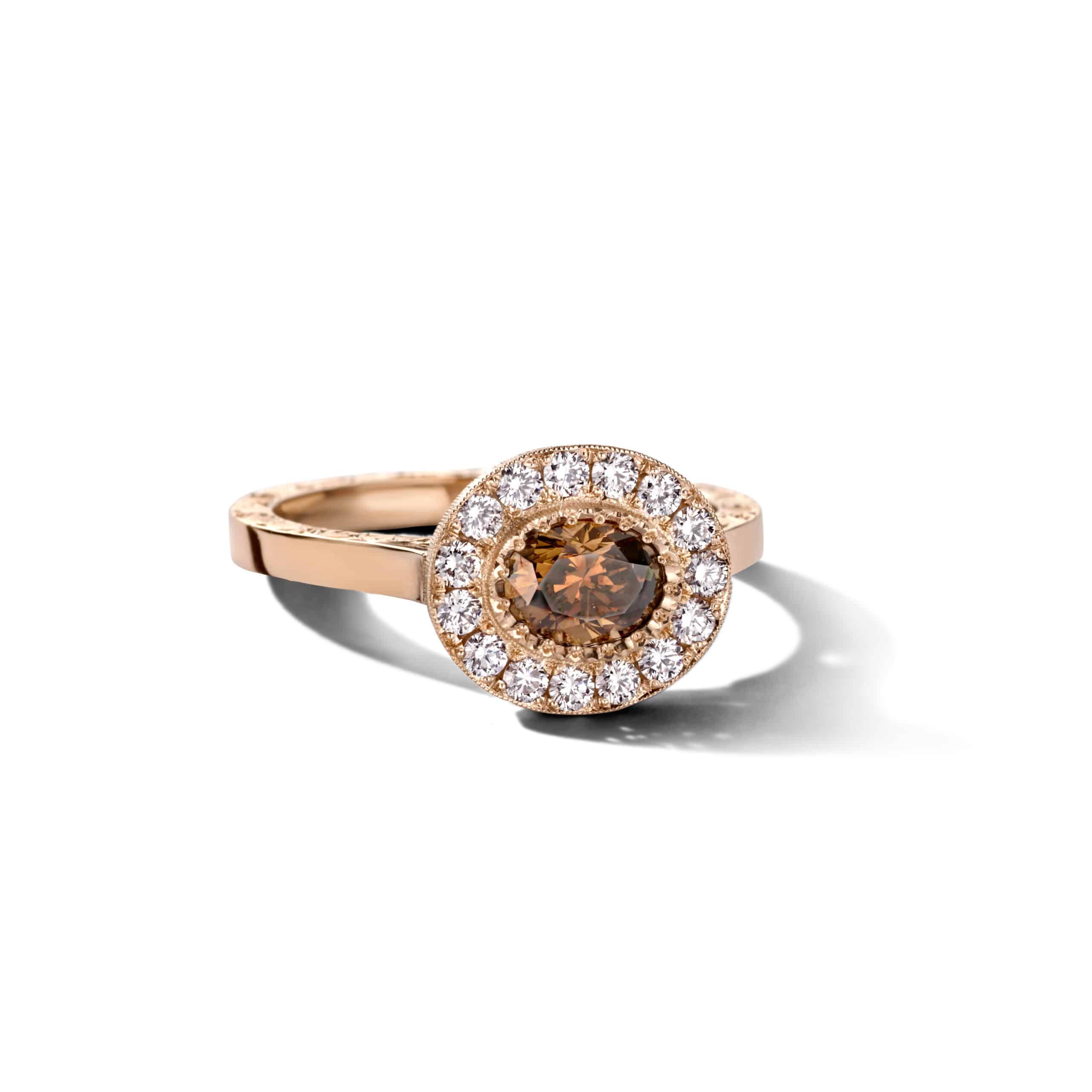 Cognac-kleurige ovale diamant & witte diamant