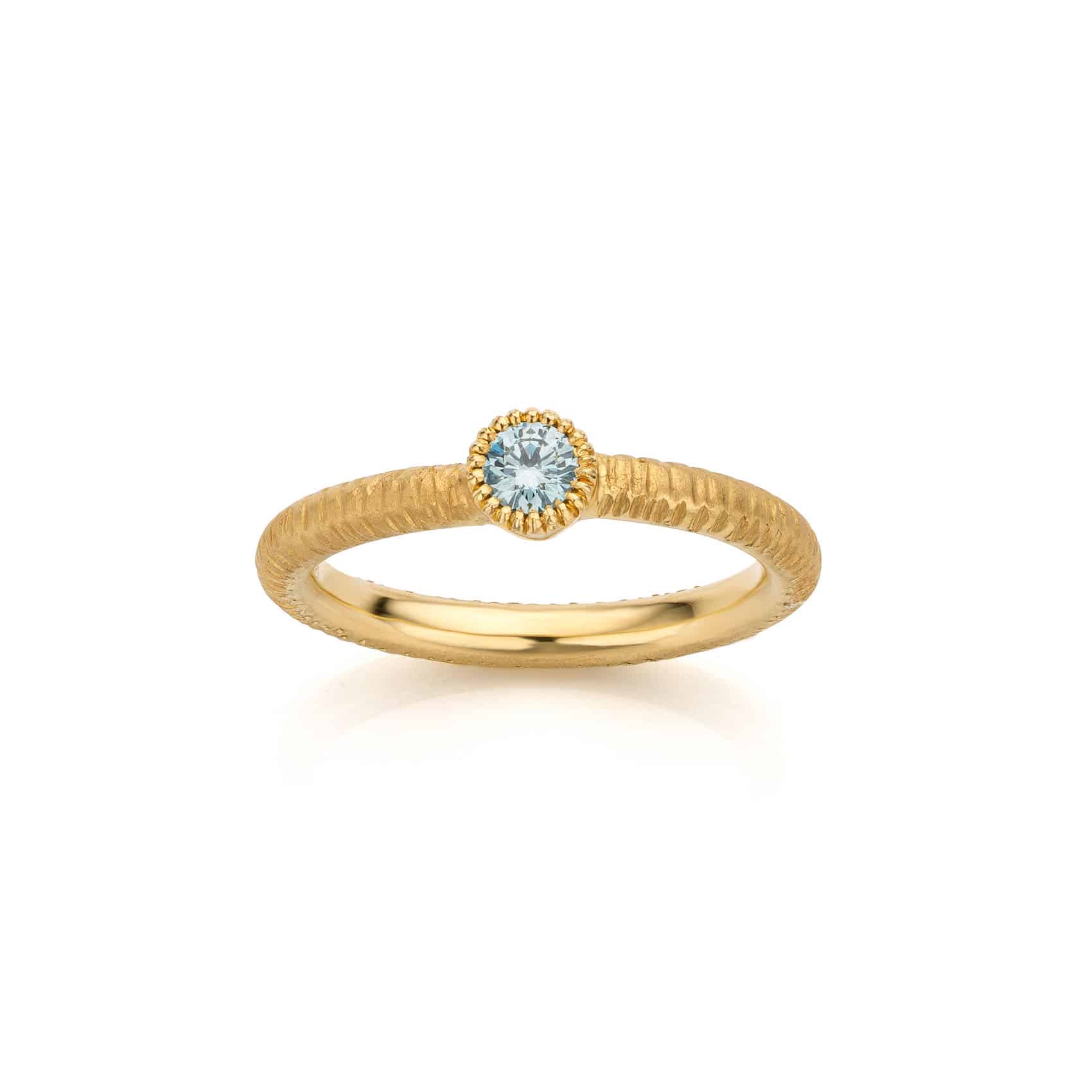 Blauwe diamant & met de hand bewerkt